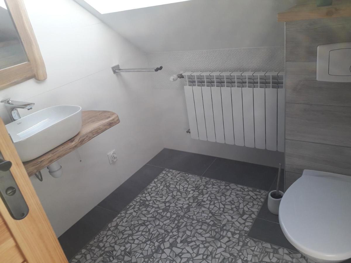 Jaskowa Chata Bieszczady Apartament Z Basenem Baligród エクステリア 写真