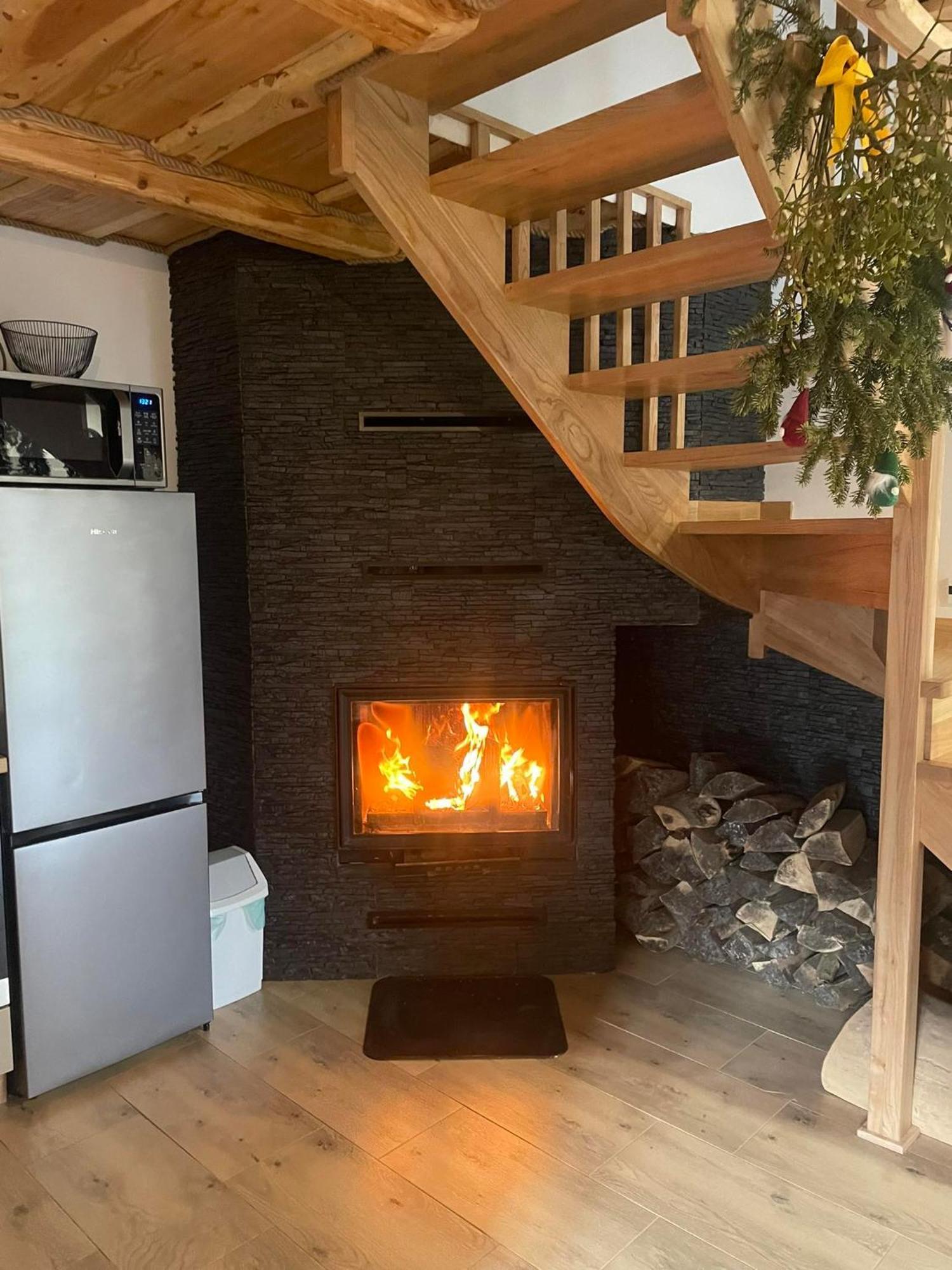 Jaskowa Chata Bieszczady Apartament Z Basenem Baligród エクステリア 写真