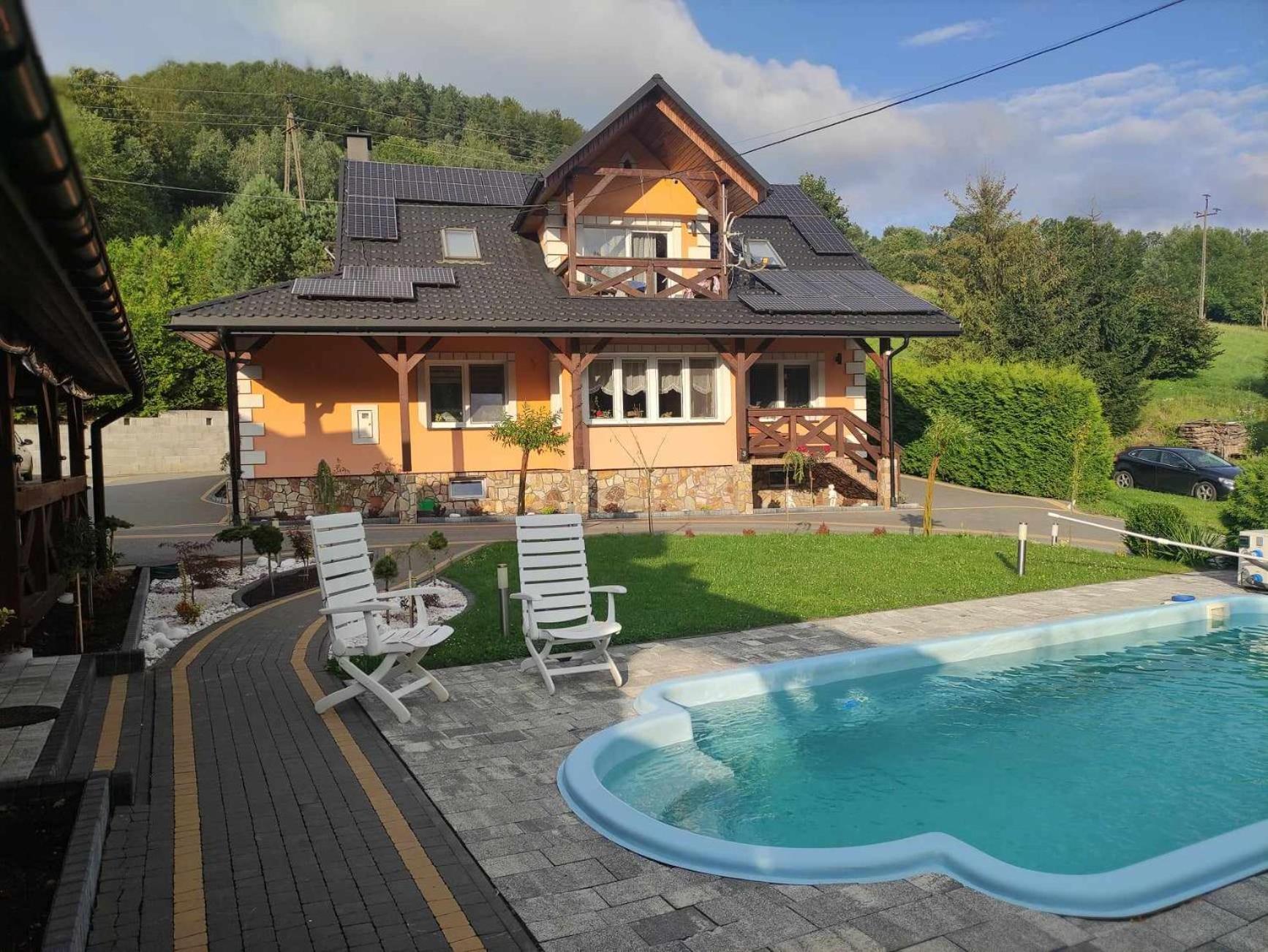 Jaskowa Chata Bieszczady Apartament Z Basenem Baligród エクステリア 写真